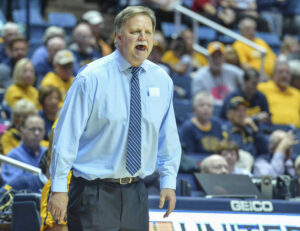 Six WVU women's basketball players test positive for COVID-19, workouts postponed until July 20